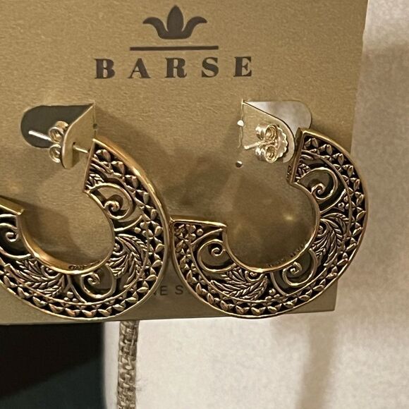 Studio Barse Elegant Gold Swirl Open Hoop. Earrings #BRER - Picture 2 of 6